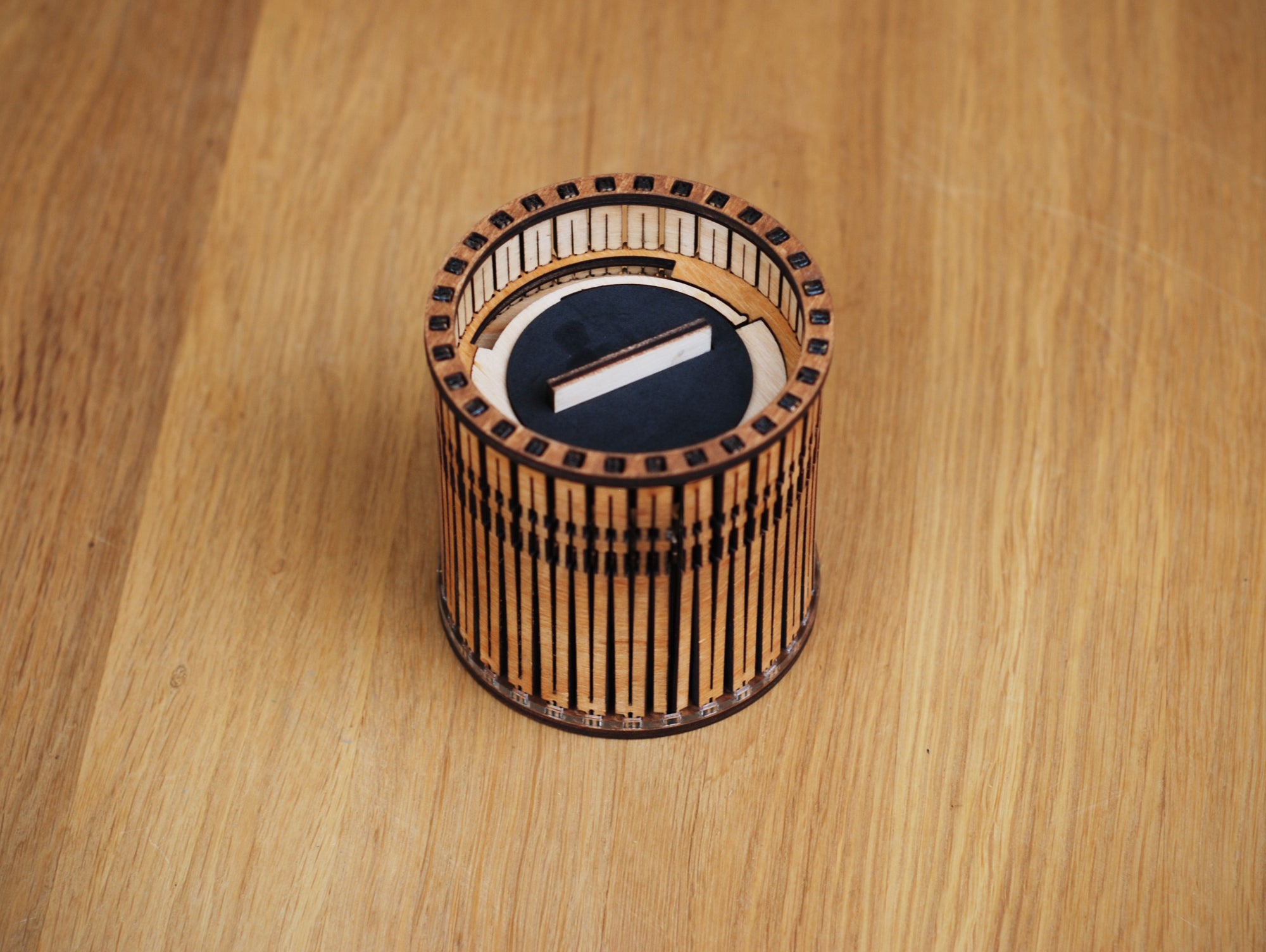 Dice Shaker / Wooden Dice Cup Set /Board Gamer gift